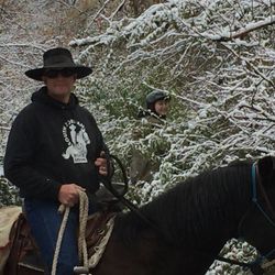 South Jordan Horse Riding Lessons - Come ride the trails with us! Gift Certificates on Sale now!