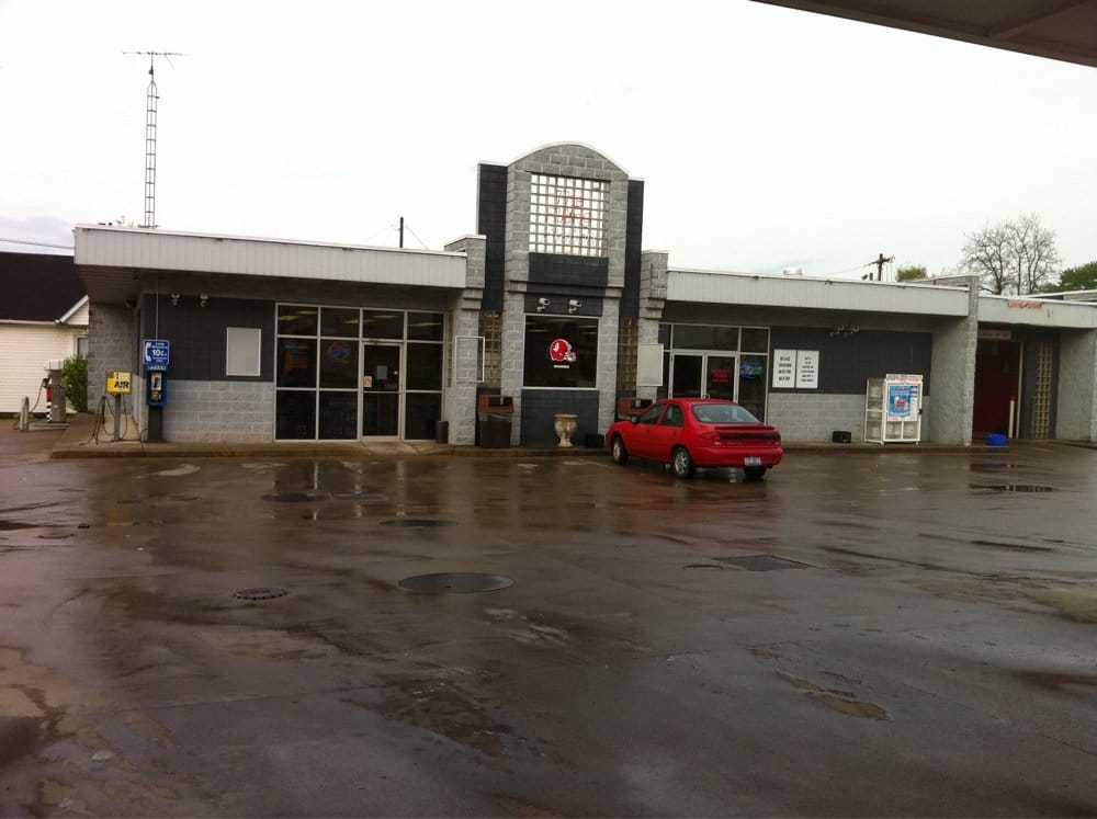 THE FILLING STATION Updated October 2024 214 Bridge St, Jackson