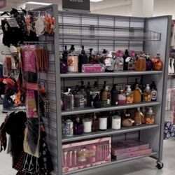 T J Maxx - Accesories