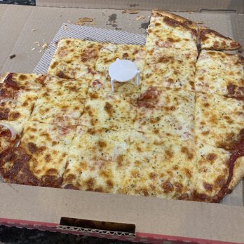 Rosati's Pizza - Pepperoni & onion thin crust - Pizza Near Me - Maricopa, Arizona Rosati's Pizza - Pepperoni & onion thin crust - Pizza Near Me - Maricopa, Arizona