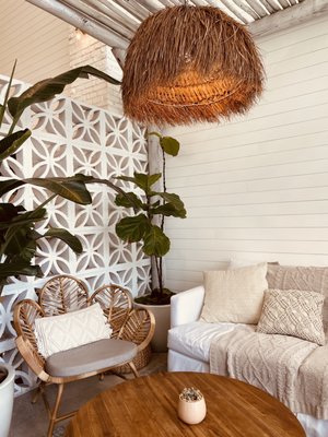 Pura Vida Miami by null