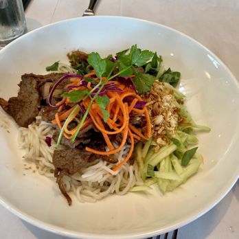 Lemon Grass Restaurant - Beef with cold noodles - I loved their fish sauce - Asian Fusion Near Me - Sacramento, California Lemon Grass Restaurant - Beef with cold noodles - I loved their fish sauce - Asian Fusion Near Me - Sacramento, California
