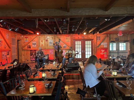 Daryl's House Restaurant & Live Music Club by null