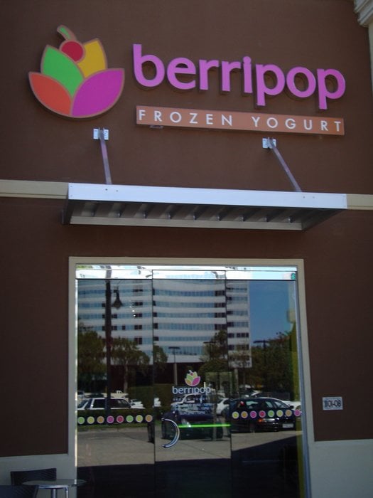 BERRIPOP FROZEN YOGURT CLOSED 10 Photos & 25 Reviews 110108