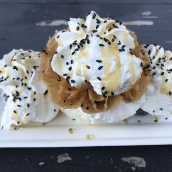 Lake Effect Artisan Ice Cream - Lotus blossom sundae at its best - Ice Cream & Frozen Yogurt Near Me - Buffalo, New York