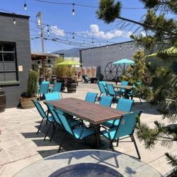 Barley & Brew Taproom - Outdoor seating