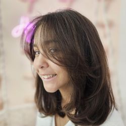 Medium length layered haircut by Mimi