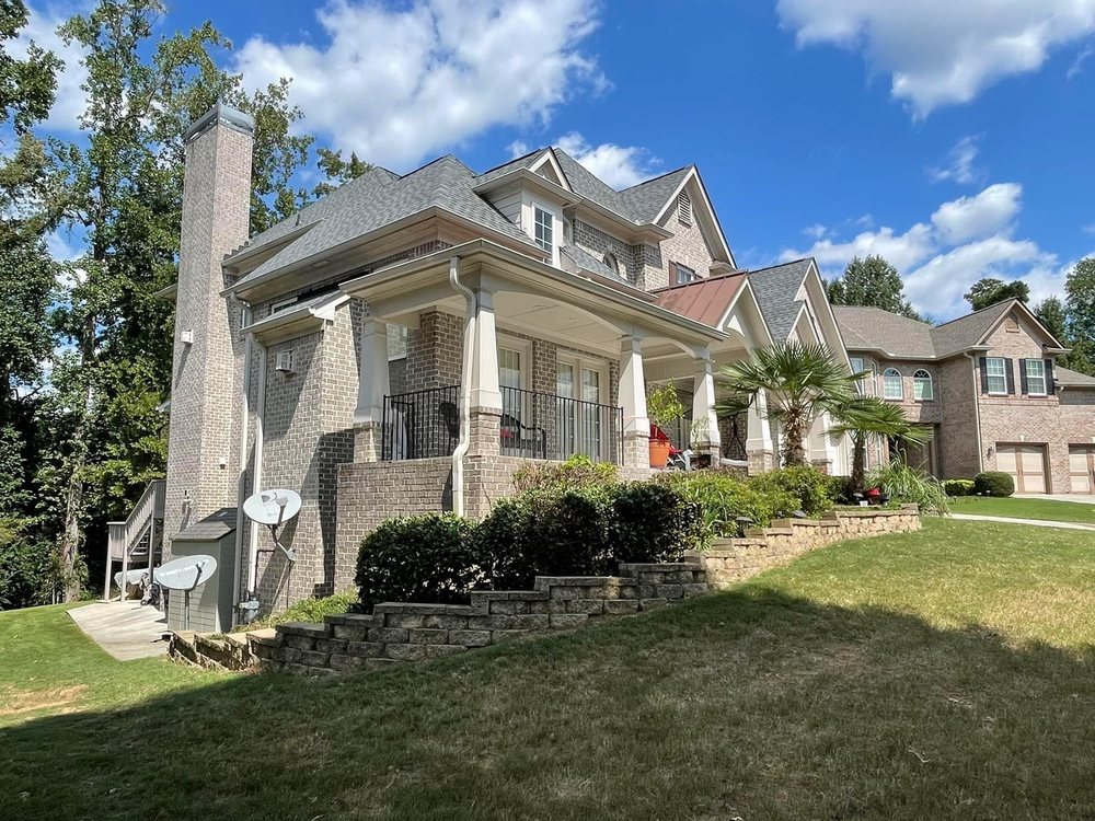 Slide of MDJ Roofing & Construction