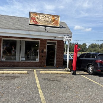 Luxury Treasure Boutique - Women's Clothing Near Me - Lincolnton, North Carolina Luxury Treasure Boutique - Women's Clothing Near Me - Lincolnton, North Carolina