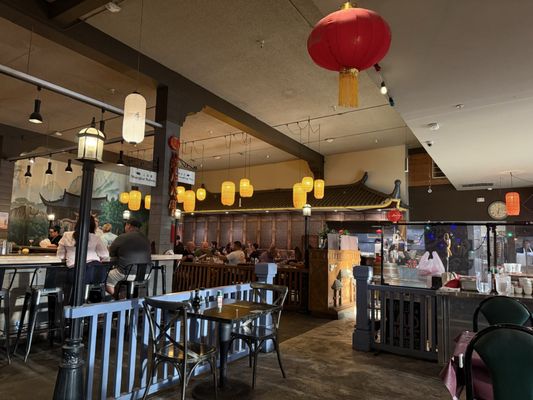Dumpling Inn & Shanghai Saloon by null