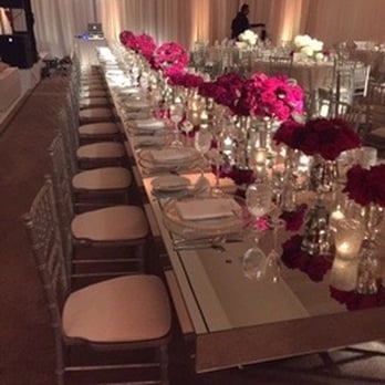 First Pick Planning Services - Gorgeous kings tables for our families - Wedding Planning Near Me - Manhattan Beach, California First Pick Planning Services - Gorgeous kings tables for our families - Wedding Planning Near Me - Manhattan Beach, California