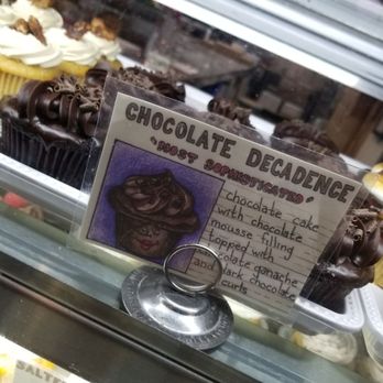 Molly's Cupcakes - Cupcakes Near Me - Chicago, Illinois Molly's Cupcakes - Cupcakes Near Me - Chicago, Illinois