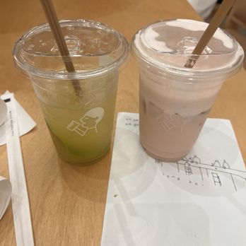 HeyTea TeaBar - Coffee & Tea Near Me - New York, New York