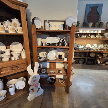 McNeill's Pottery - Kitchen Supplies Near Me - Seagrove, North Carolina McNeill's Pottery - Kitchen Supplies Near Me - Seagrove, North Carolina