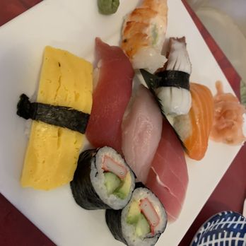 Sunrise Restaurant - Sushi Bars Near Me - Honolulu, Hawaii