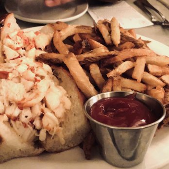 Neptune Oyster - Lobster Roll - Seafood Near Me - Boston, Massachusetts