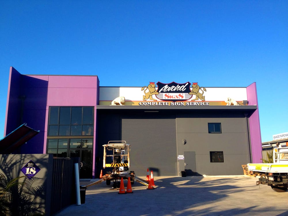 AWARD SIGNS Updated April 2024 18 Wildon St, Bellevue Western