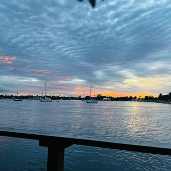 Le Tub - Sunset from our table - Burgers Near Me - Hollywood, Florida Le Tub - Sunset from our table - Burgers Near Me - Hollywood, Florida