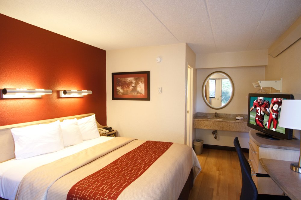 RED ROOF INN WILKESBARRE ARENA Updated September 2024 52 Photos