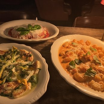Ciccio Mio - Gnocchi, chicken parm & vodka pasta - Italian Near Me - Chicago, Illinois