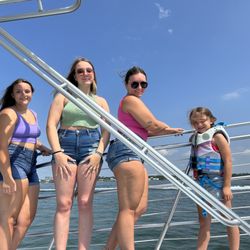 Surf's Up Dolphin Cruises