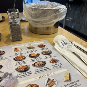 Hangang - Inside - Table setting - Korean Near Me - Temple City, California
