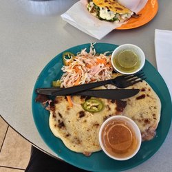 Sabor Latino Cuisine - Pupusas