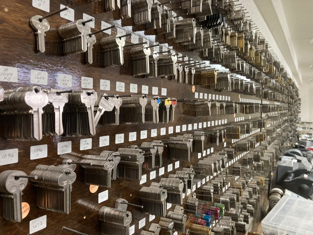 RENO SPARKS LOCK Updated August 2024 29 Reviews 1742 Victorian