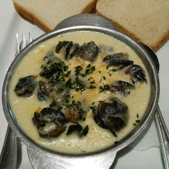 Dalmatien - Schnecken in Knoblauch Kräuterbutter - Serbo Croatian Near Me - Essen, NW Dalmatien - Schnecken in Knoblauch Kräuterbutter - Serbo Croatian Near Me - Essen, NW