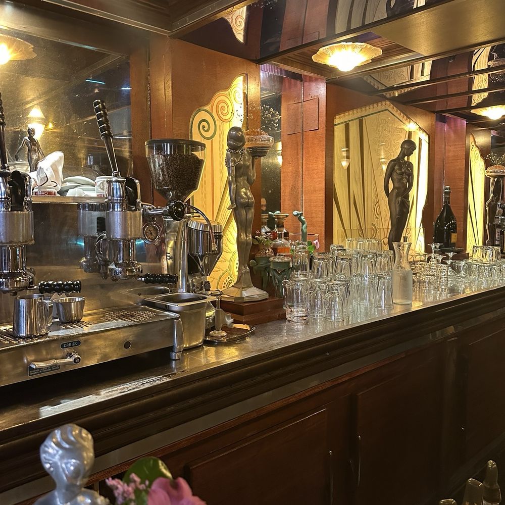 Zinc Bar - Jazz & Blues Near Me - New York, New York Zinc Bar - Jazz & Blues Near Me - New York, New York