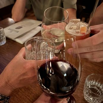 Walter's Brisbane - Cabernet - Steakhouses Near Me - Brisbane, QLD