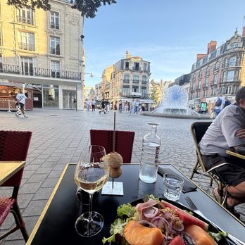 Le Gaulois - Summer salad - Brasseries Near Me - Reims, 51 Le Gaulois - Summer salad - Brasseries Near Me - Reims, 51
