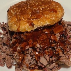 Smokin ACE Bbq - Chopped brisket sandwhich