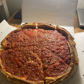 Giordano's - Pizza Near Me - Chicago, Illinois