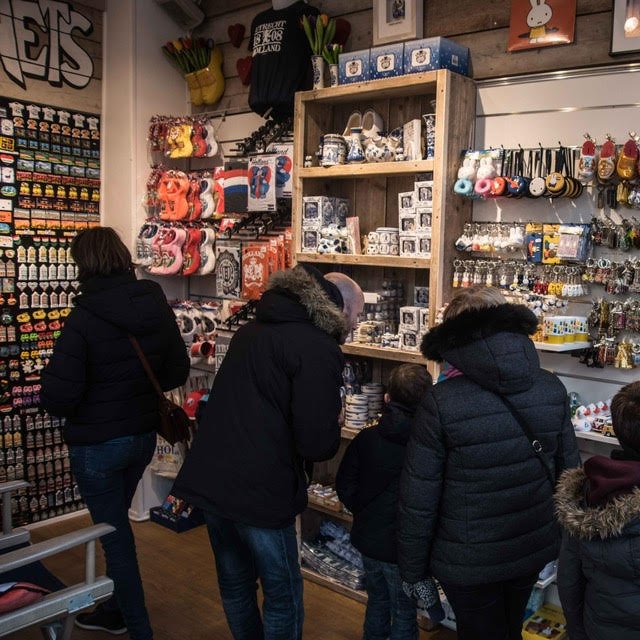 UTRECHT SOUVENIRS Updated September 2024 Lichte Gaard 1, Utrecht