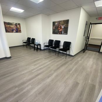 Bay State Physical Therapy - MA-SouthBoston-BSPT
patient waiting room. - Physical Therapy Near Me - South Boston, Massachusetts Bay State Physical Therapy - MA-SouthBoston-BSPT
patient waiting room. - Physical Therapy Near Me - South Boston, Massachusetts