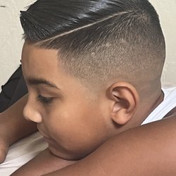 Famous Cutz Barbershop