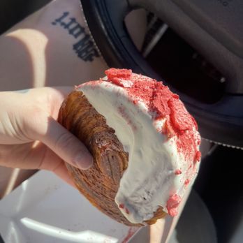 Izzio Bakery - Strawberries & Cream La Roulette - Bakeries Near Me - Denver, Colorado Izzio Bakery - Strawberries & Cream La Roulette - Bakeries Near Me - Denver, Colorado