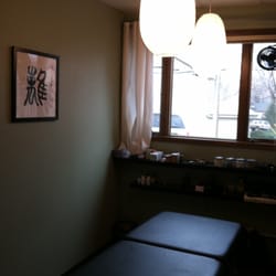 Acupuncture Specialists of Golden - Erik's treatment room