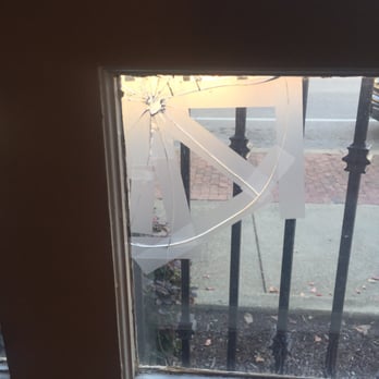 New World Inn - Bullet hole repaired with scotch tape? - Hotels Near Me - Pensacola, Florida New World Inn - Bullet hole repaired with scotch tape? - Hotels Near Me - Pensacola, Florida