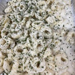 Wings To Go - Tortellini Alfredo
