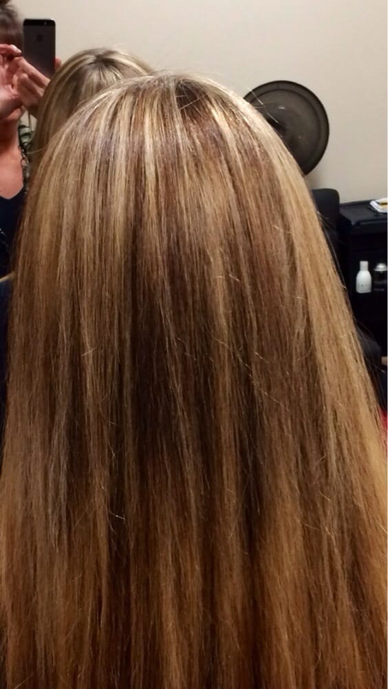 C B hair Design Logo