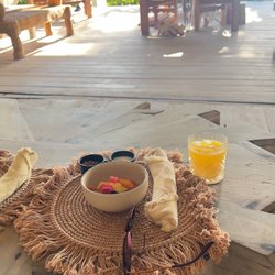 La Valise Tulum - Breakfast on the patio. Very beautiful and relaxing