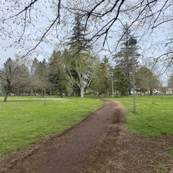 Lents Park - Walking path