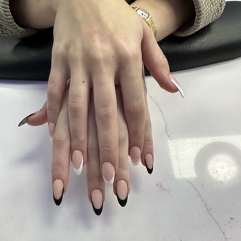 Exclusive Nails & Spa - Nail Salons Near Me - Clawson, Michigan