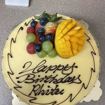 La Farfalla Bakery - Lovely Mango Mousse Cake - Bakeries Near Me - Fremont, California La Farfalla Bakery - Lovely Mango Mousse Cake - Bakeries Near Me - Fremont, California