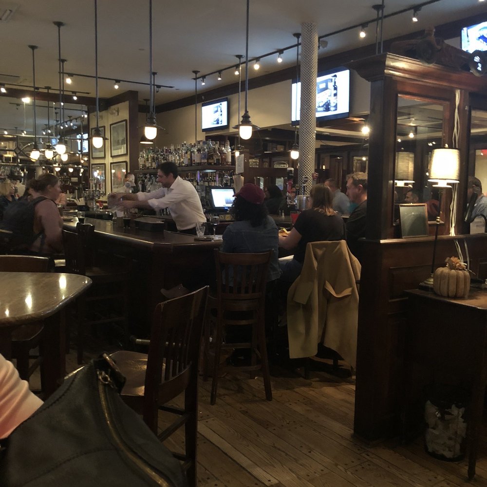 Rosie O'Grady's - The Bar - Irish Near Me - New York, New York