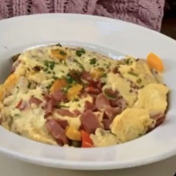 26 Beach Restaurant - Corned beef hash - New American Near Me - Venice, California 26 Beach Restaurant - Corned beef hash - New American Near Me - Venice, California