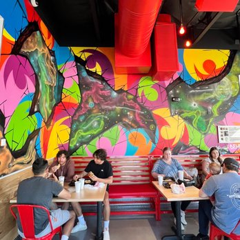 Dave's Hot Chicken - Chicken Shop Near Me - Orem, Utah