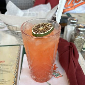 Guapo's Cocina & Bar - Crush Punch - Mexican Near Me - Gaithersburg, Maryland